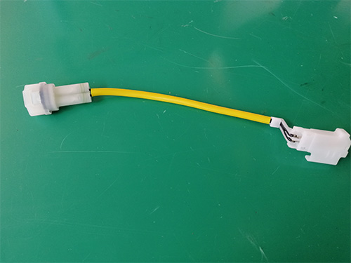 安全帶報警開關線束總成